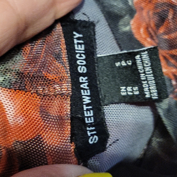 Streetwear Society Black and Red Floral Long Sleeve Top - Picture 6 of 7